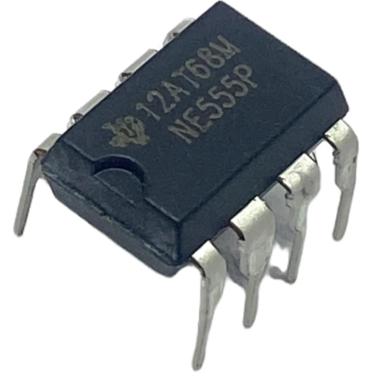 NE555P component photo